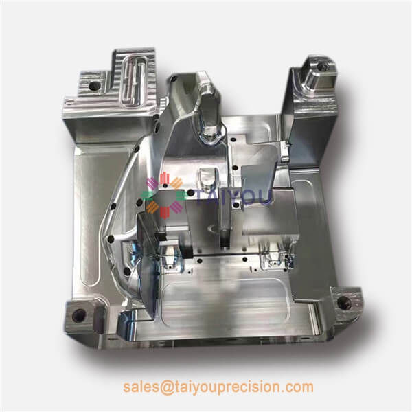 High speed machining for plastic mold